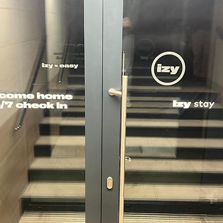 Izy Stay Hostel Bratislava Dış mekan fotoğraf