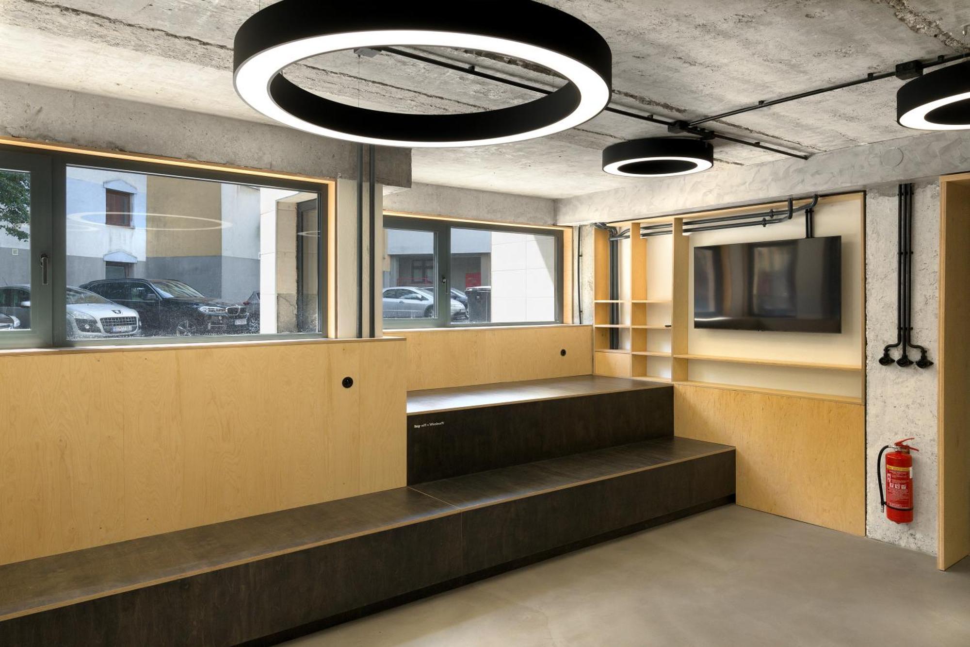 Izy Stay Hostel Bratislava Dış mekan fotoğraf