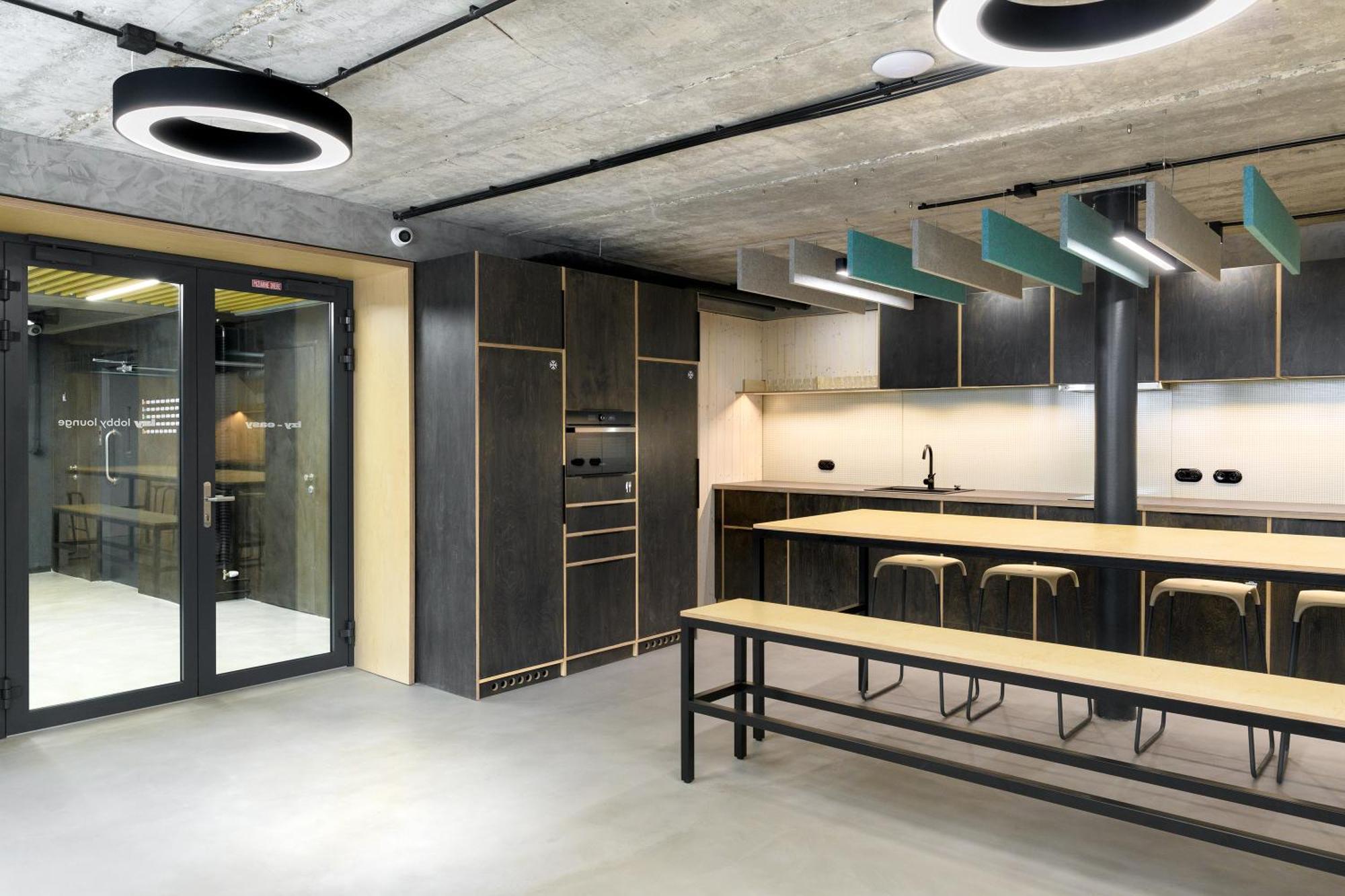 Izy Stay Hostel Bratislava Dış mekan fotoğraf