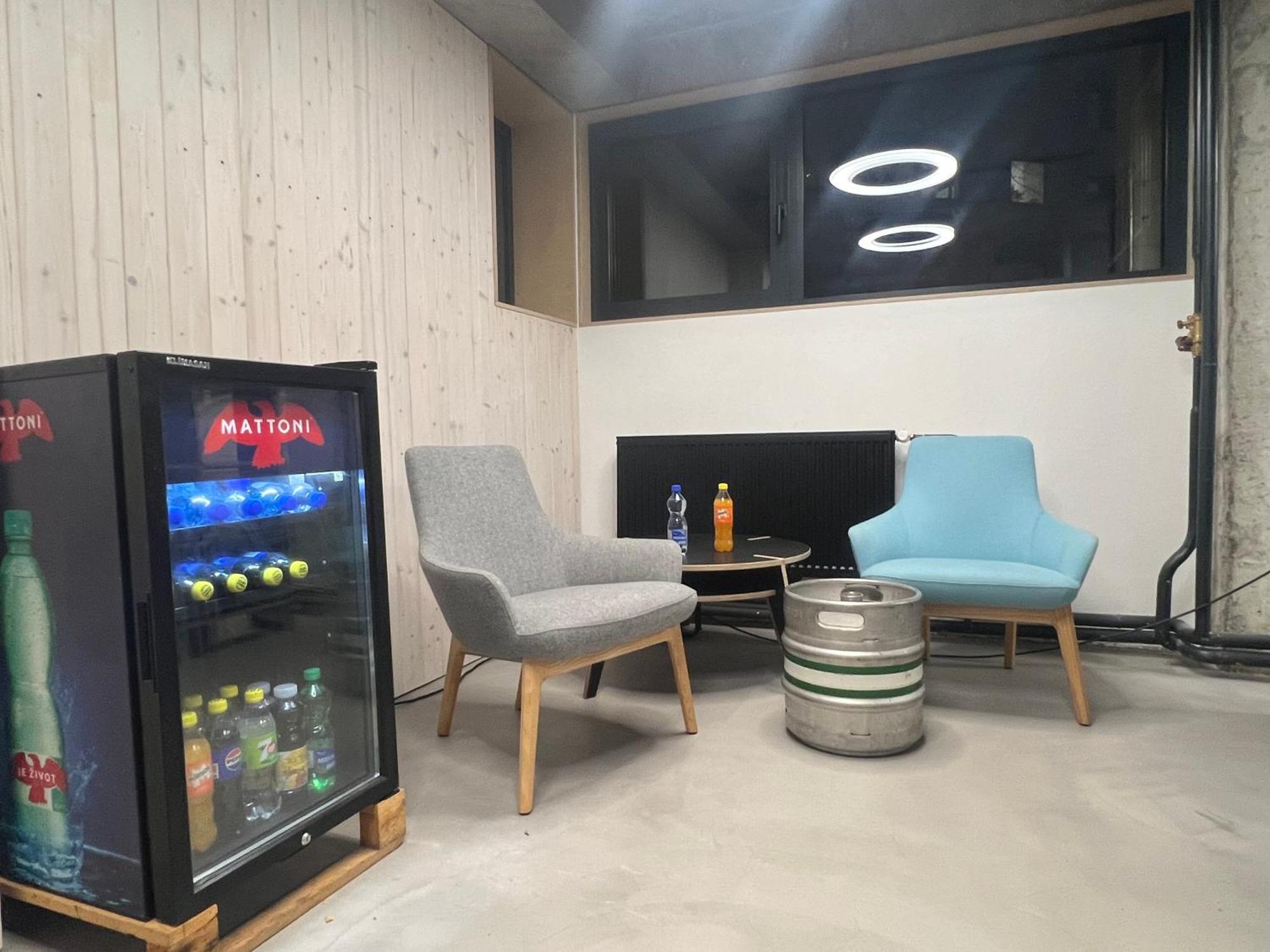 Izy Stay Hostel Bratislava Dış mekan fotoğraf