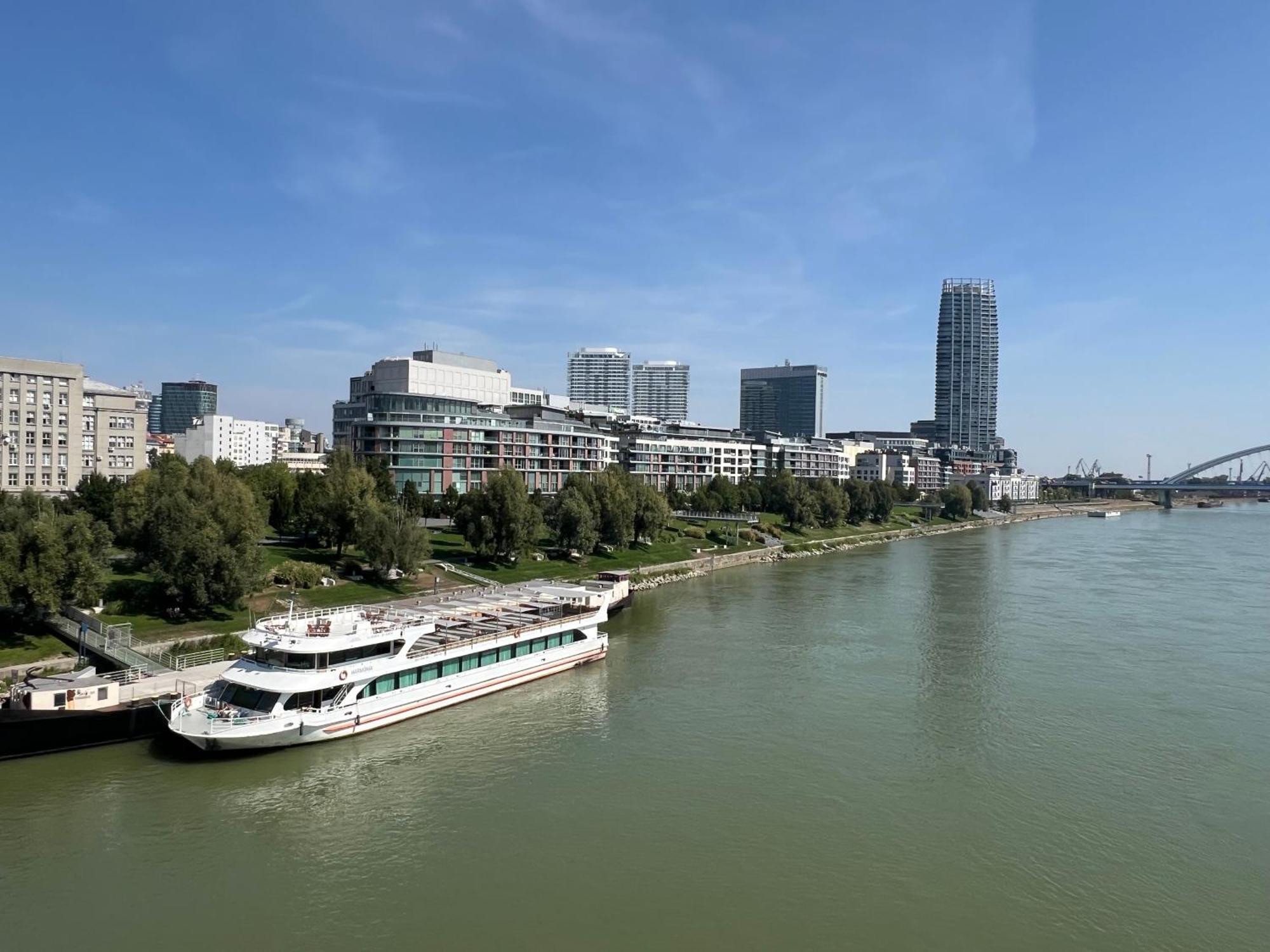Izy Stay Hostel Bratislava Dış mekan fotoğraf