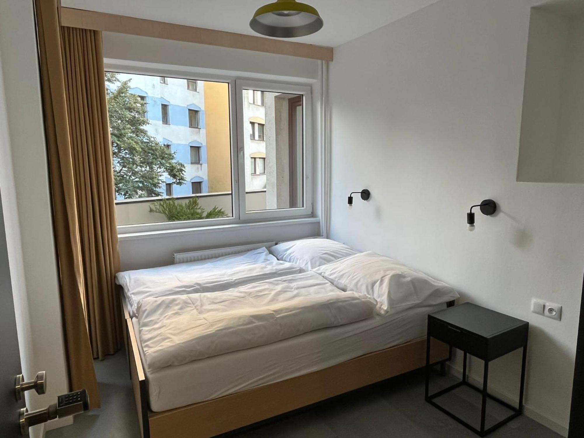 Izy Stay Hostel Bratislava Dış mekan fotoğraf