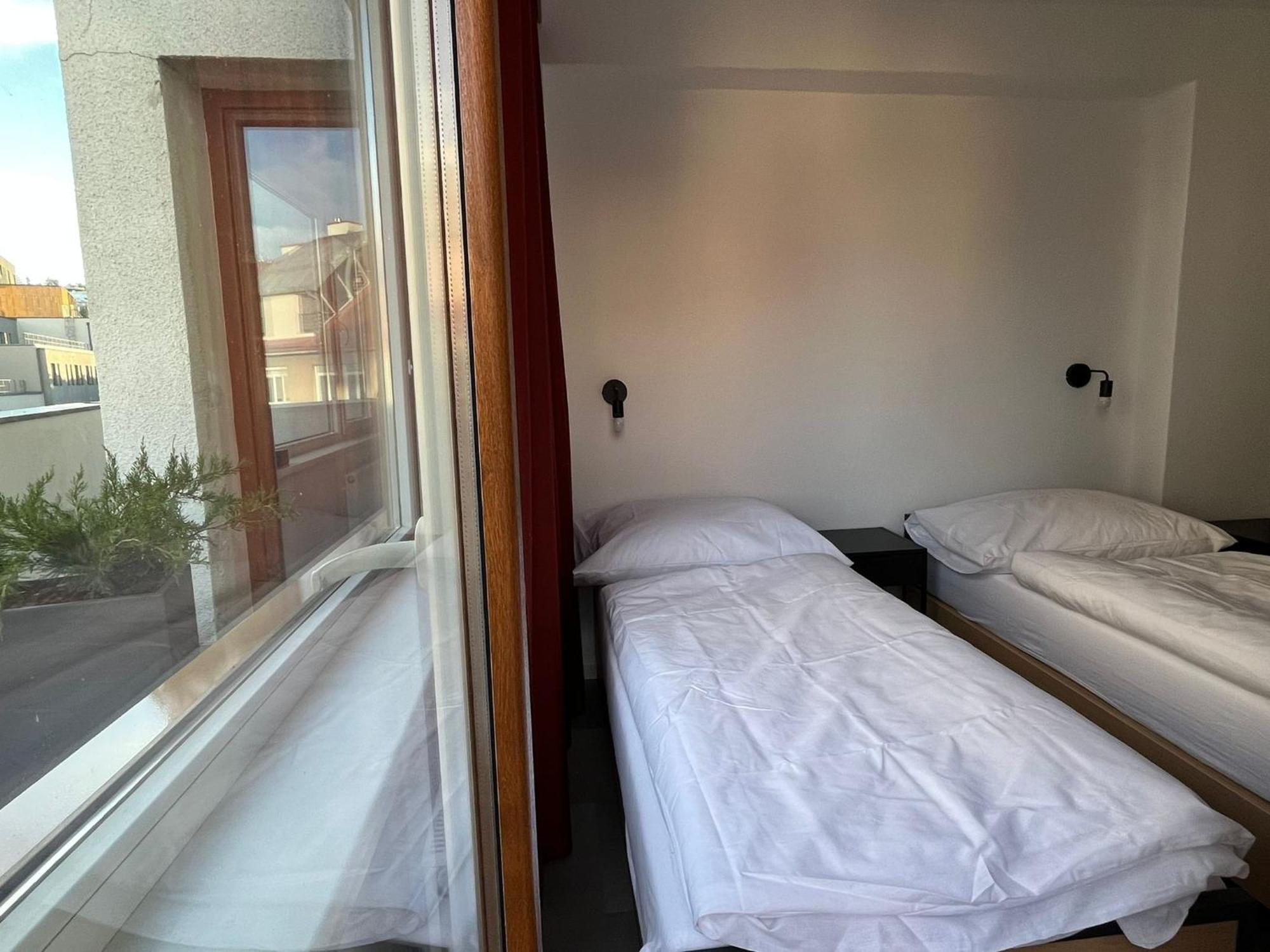 Izy Stay Hostel Bratislava Dış mekan fotoğraf