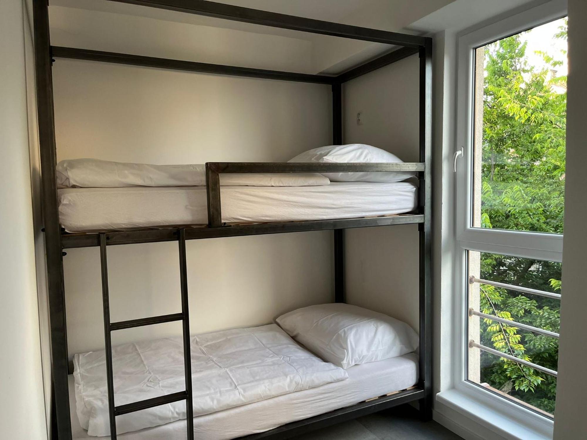 Izy Stay Hostel Bratislava Dış mekan fotoğraf