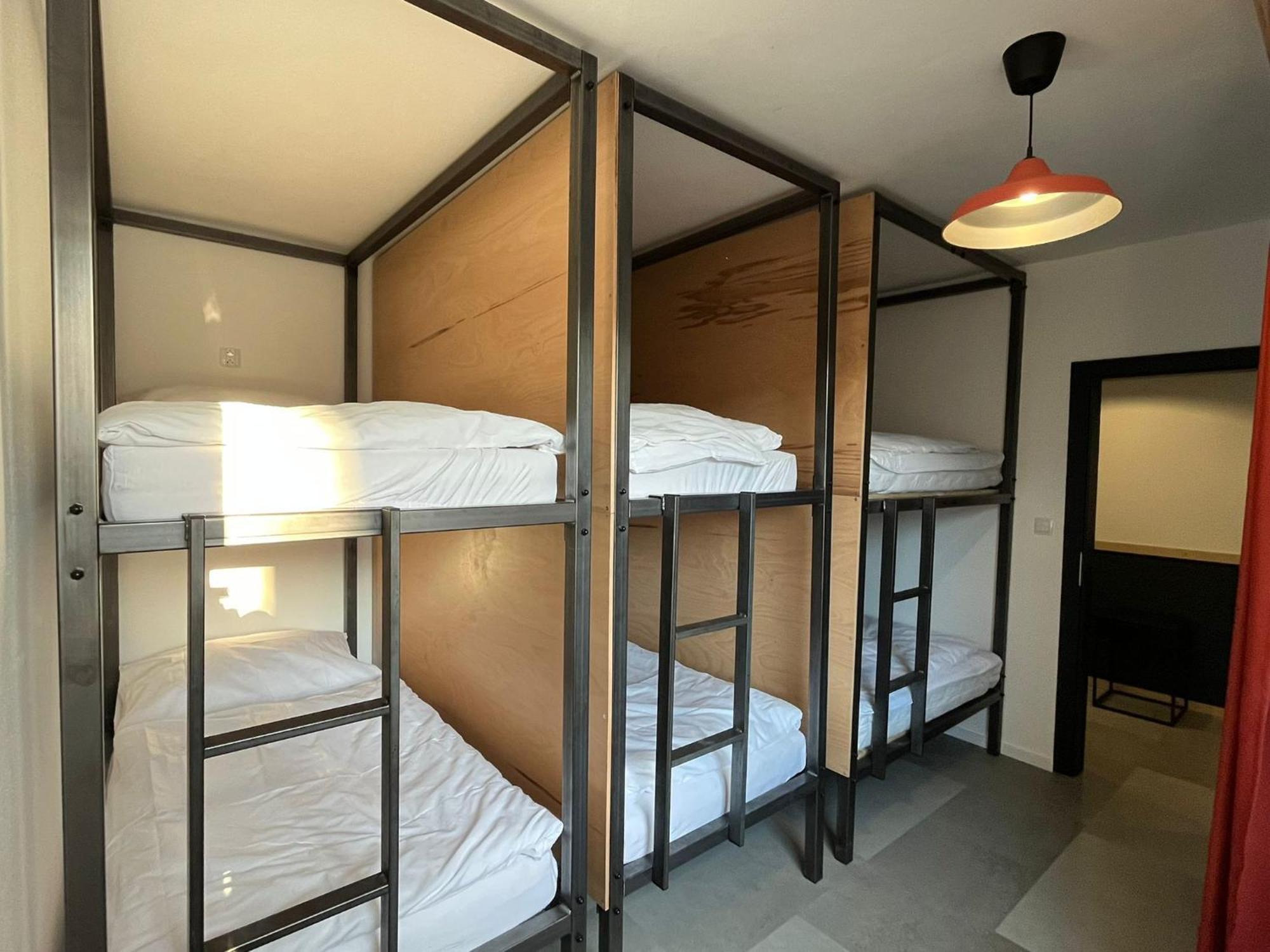 Izy Stay Hostel Bratislava Dış mekan fotoğraf