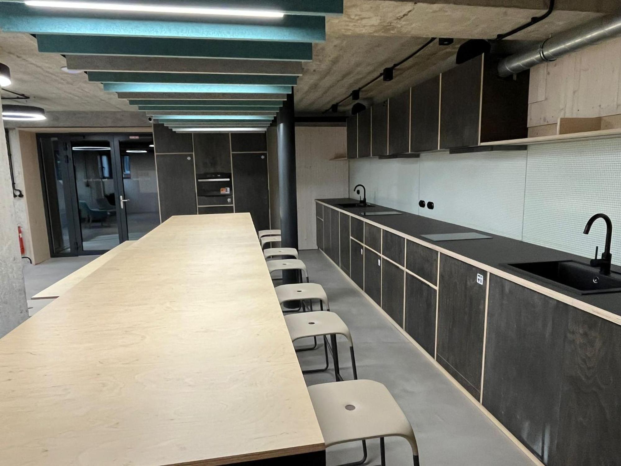 Izy Stay Hostel Bratislava Dış mekan fotoğraf