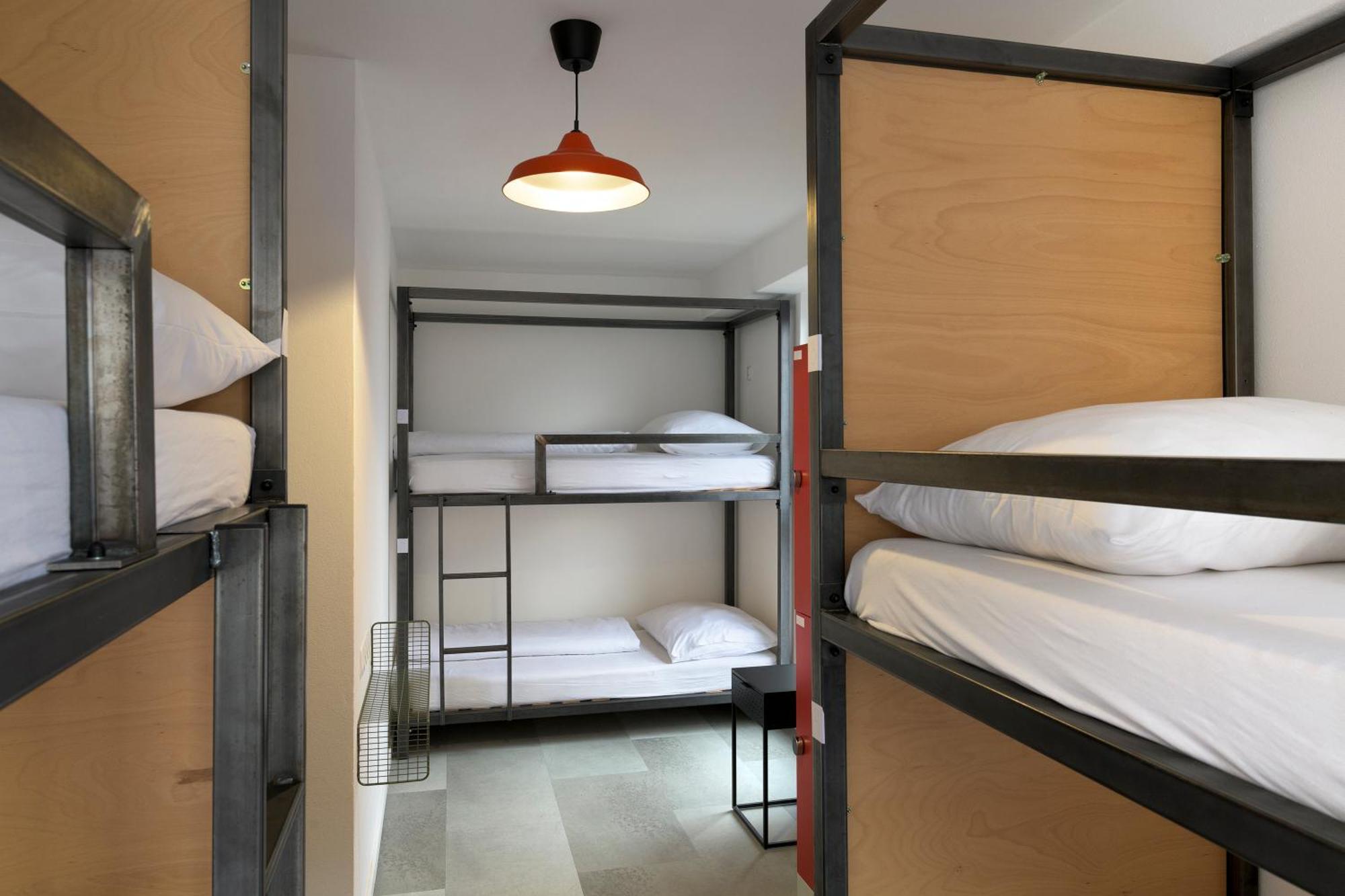 Izy Stay Hostel Bratislava Dış mekan fotoğraf