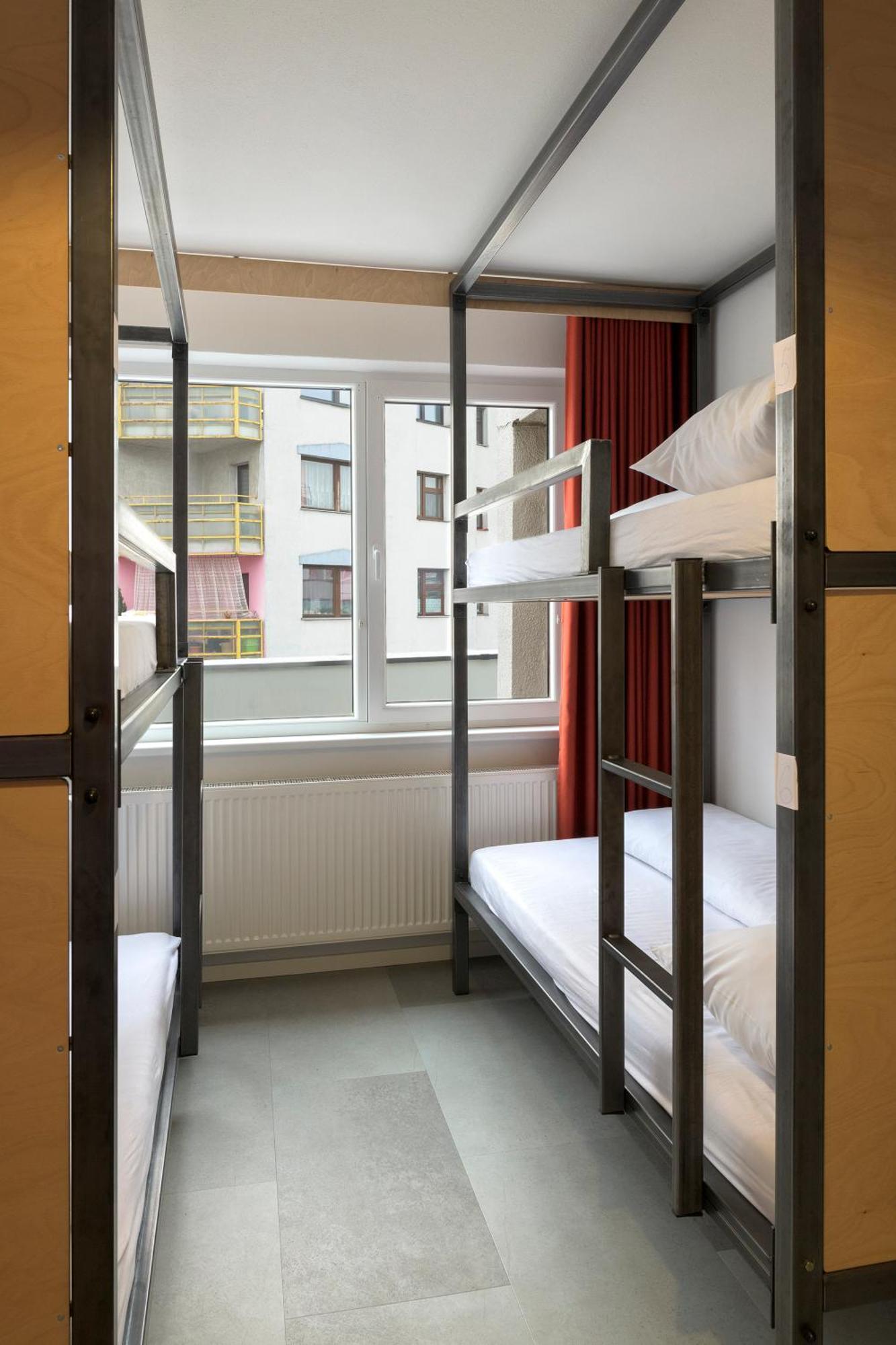 Izy Stay Hostel Bratislava Dış mekan fotoğraf