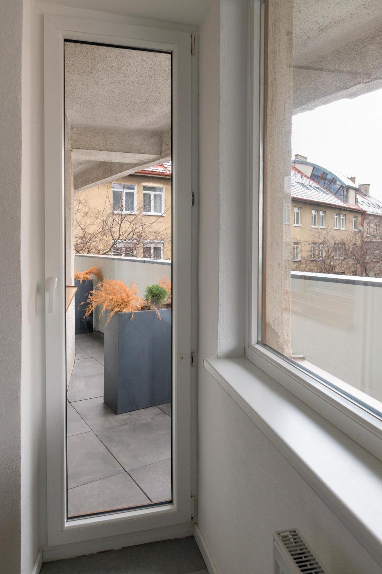 Izy Stay Hostel Bratislava Dış mekan fotoğraf